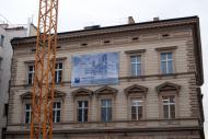 Reklama na Petrském nám.